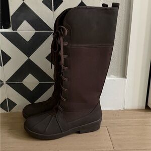 Clark’s Carima Pluma Fur Lined Snow Boots 8